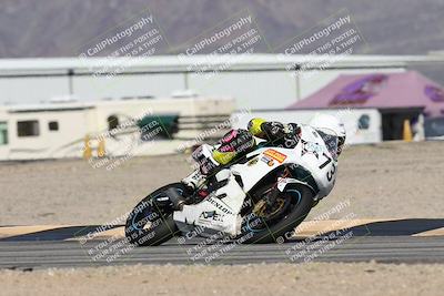 media/Jan-15-2026-Racers Edge (Thu) [[dfebeb70ab]]/2-A Group/Session 3 (Turn 16)/